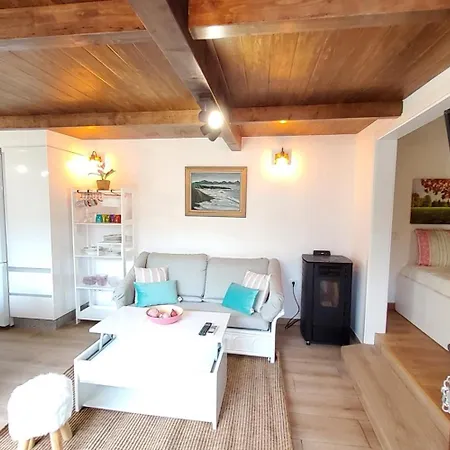 Casa De Madera Apartment *